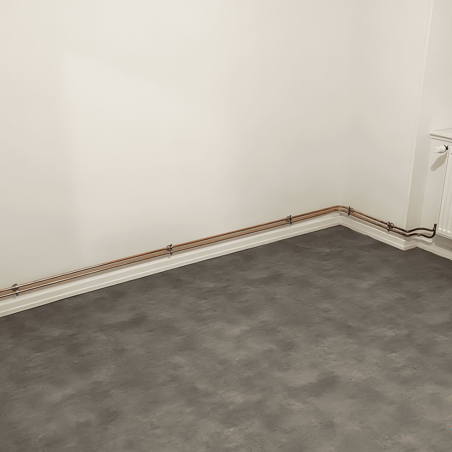 Réseau de tuyauterie cuivre dans une installation Aquaservice