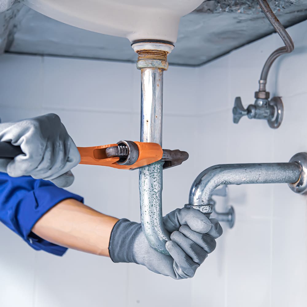 Intervention sur le siphon et l’évacuation d’un lavabo